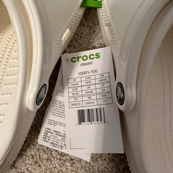 CROCS Classic Clog - White NWT Size M6/W8 - Picture 2 of 3